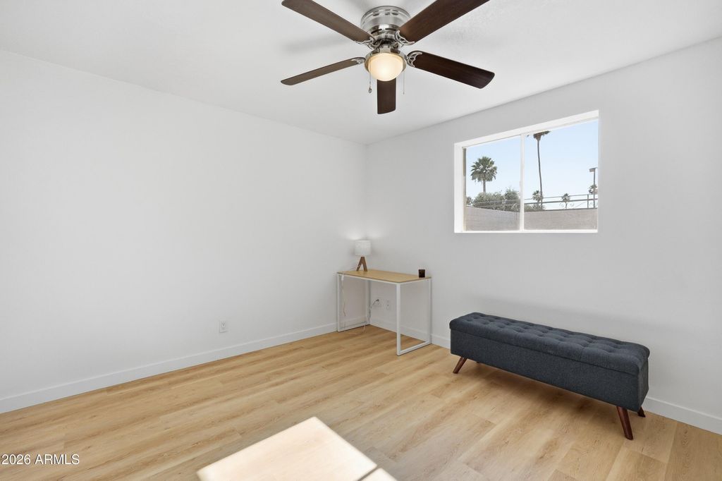 Image 18 of property listing at 556 N HOBSON Plaza, Mesa, AZ 85203