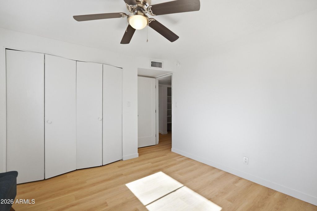 Image 19 of property listing at 556 N HOBSON Plaza, Mesa, AZ 85203
