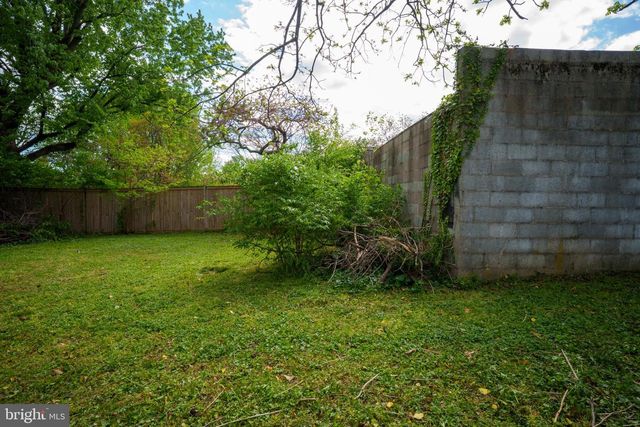 24 HAMILTON AVE, Frederick, MD 21701