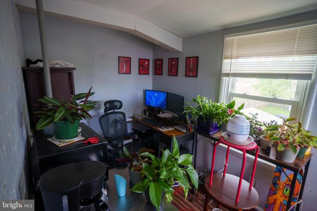 24 HAMILTON AVE, Frederick, MD 21701