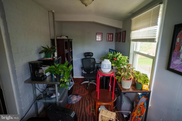24 HAMILTON AVE, Frederick, MD 21701
