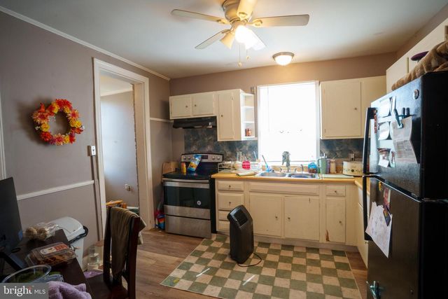 24 HAMILTON AVE, Frederick, MD 21701