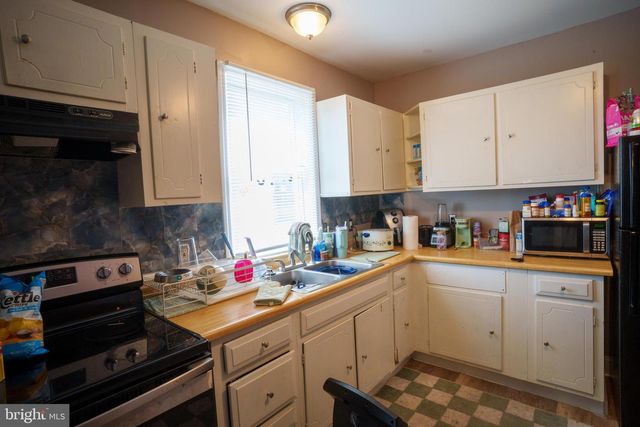 24 HAMILTON AVE, Frederick, MD 21701