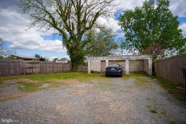 24 HAMILTON AVE, Frederick, MD 21701