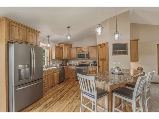 520 Olivia Court, Hudson, WI 54016