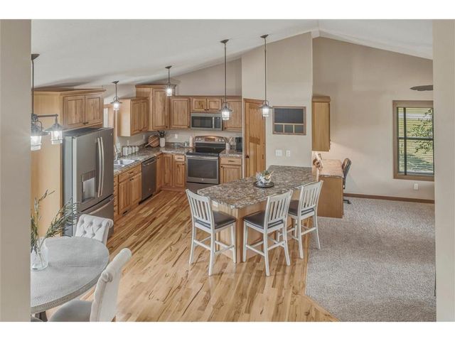 520 Olivia Court, Hudson, WI 54016