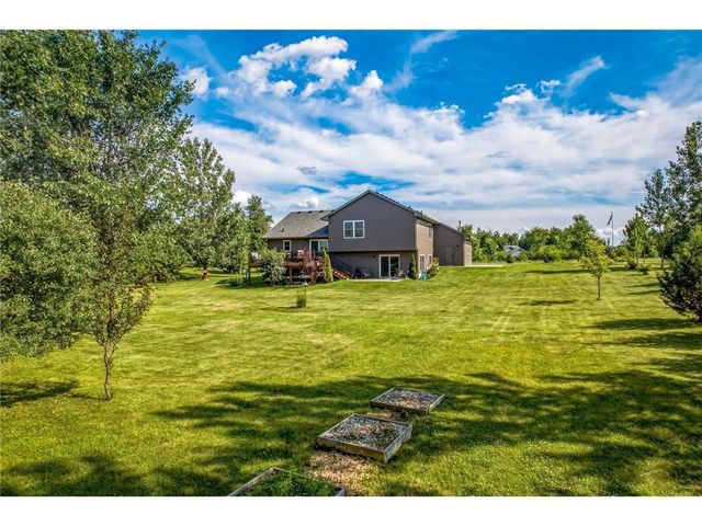 520 Olivia Court, Hudson, WI 54016