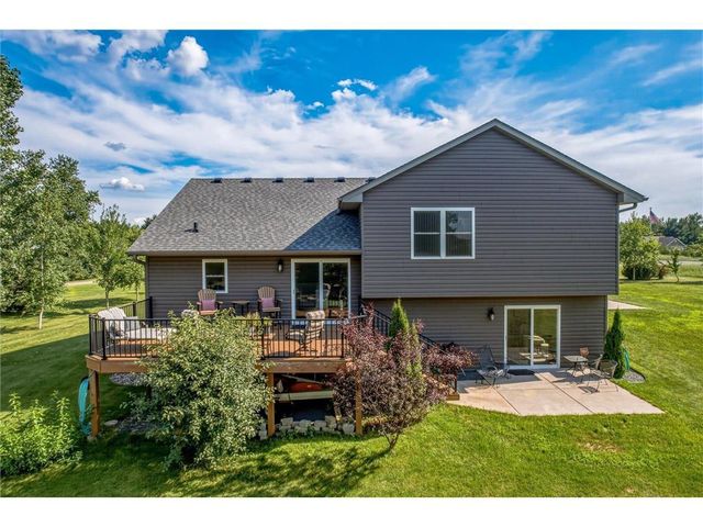 520 Olivia Court, Hudson, WI 54016