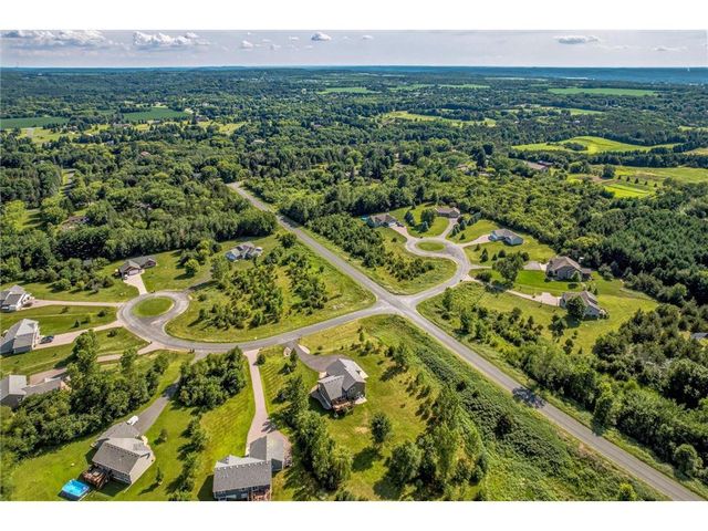 520 Olivia Court, Hudson, WI 54016