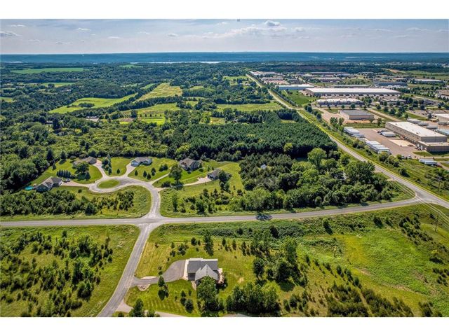 520 Olivia Court, Hudson, WI 54016