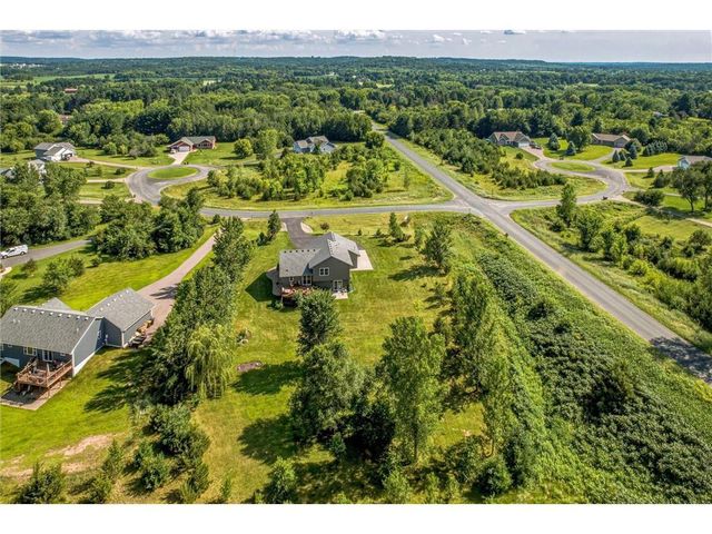 520 Olivia Court, Hudson, WI 54016