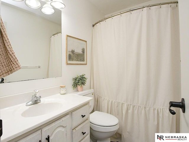 2406 22nd Avenue, Central City, NE 68826