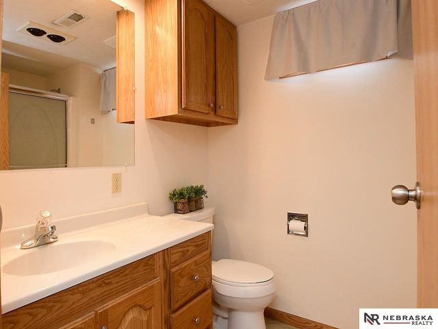 2406 22nd Avenue, Central City, NE 68826