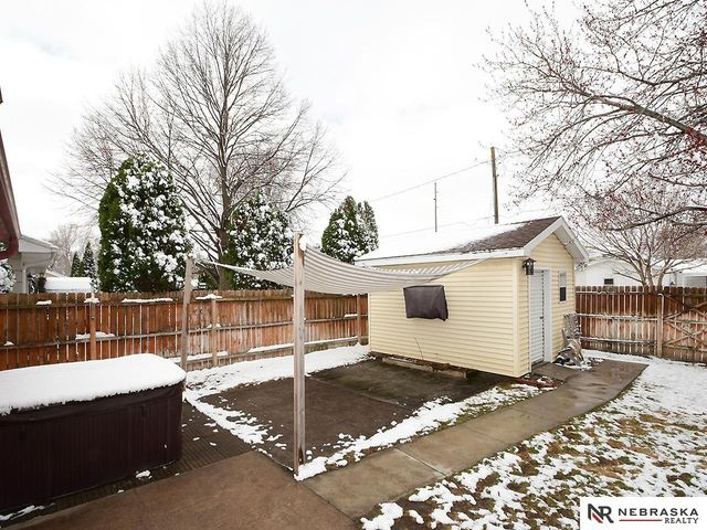 2406 22nd Avenue, Central City, NE 68826