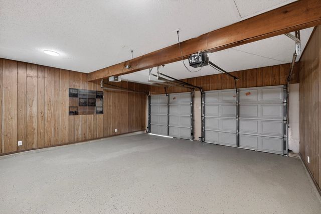 1016 Sproles Drive, Benbrook, TX 76126