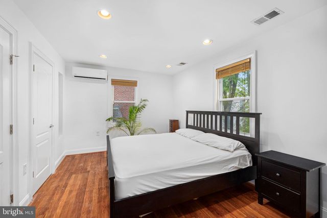 4204 13TH PL NE, Washington, DC 20017