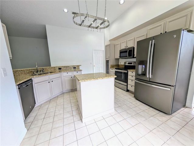 3880 BECONTREE PLACE, Oviedo, FL 32765