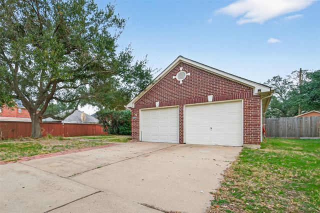 5306 Bay Pines Drive, Katy, TX 77449
