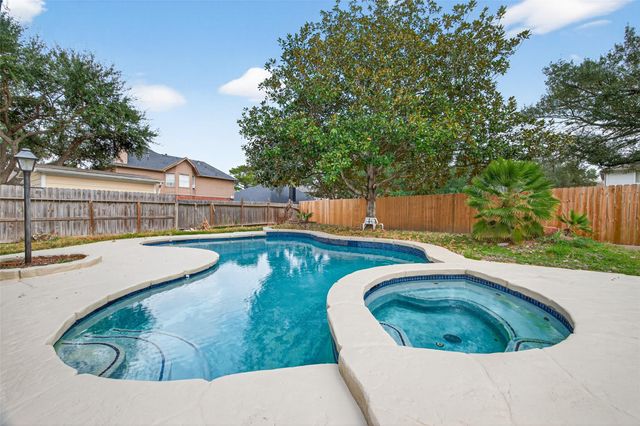 5306 Bay Pines Drive, Katy, TX 77449