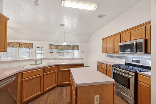 5306 Bay Pines Drive, Katy, TX 77449