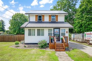 13 Cliftwood Street NE, Navarre, OH 44662