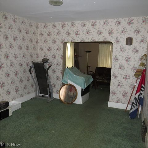 103 4th Street NW, Carrollton, OH 44615