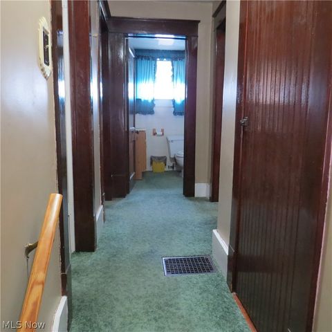 103 4th Street NW, Carrollton, OH 44615