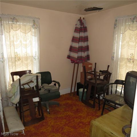 103 4th Street NW, Carrollton, OH 44615