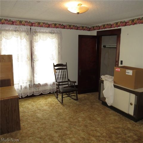 103 4th Street NW, Carrollton, OH 44615