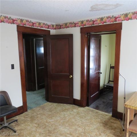 103 4th Street NW, Carrollton, OH 44615