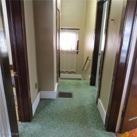 103 4th Street NW, Carrollton, OH 44615