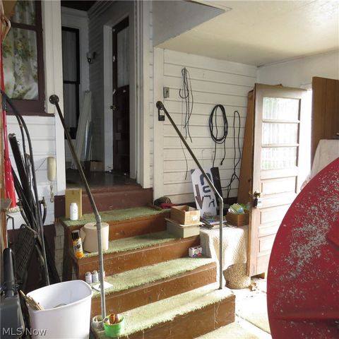 103 4th Street NW, Carrollton, OH 44615