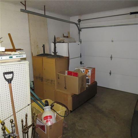 103 4th Street NW, Carrollton, OH 44615