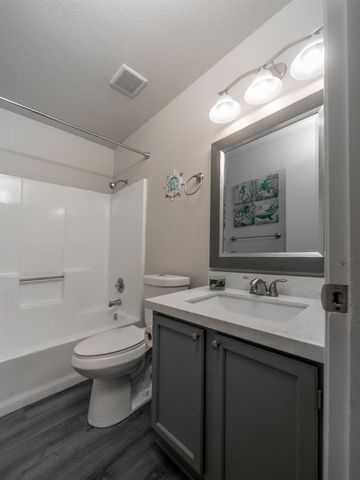 1724 Norfolk Way, Ceres, CA 95307