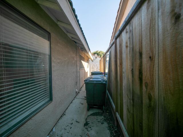 1724 Norfolk Way, Ceres, CA 95307