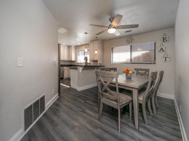 1724 Norfolk Way, Ceres, CA 95307