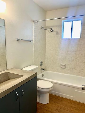 7744 N 13th Place, Phoenix, AZ 85020