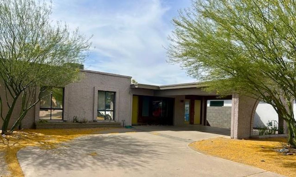 7744 N 13th Place, Phoenix, AZ 85020