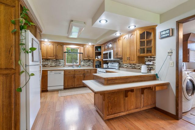 7211 S State Road 35, Foxboro, WI 54836