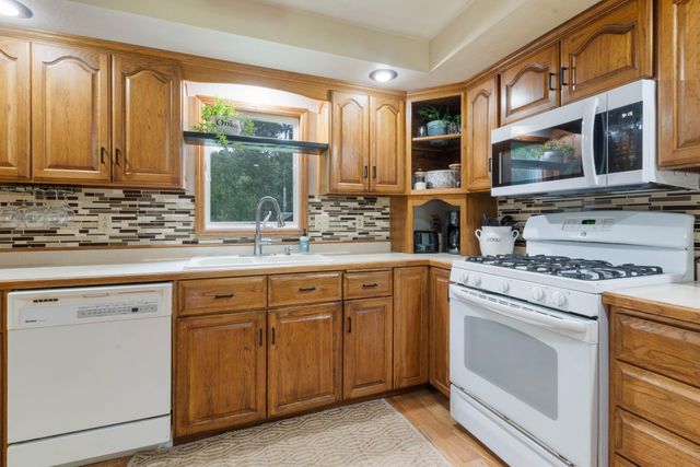 7211 S State Road 35, Foxboro, WI 54836