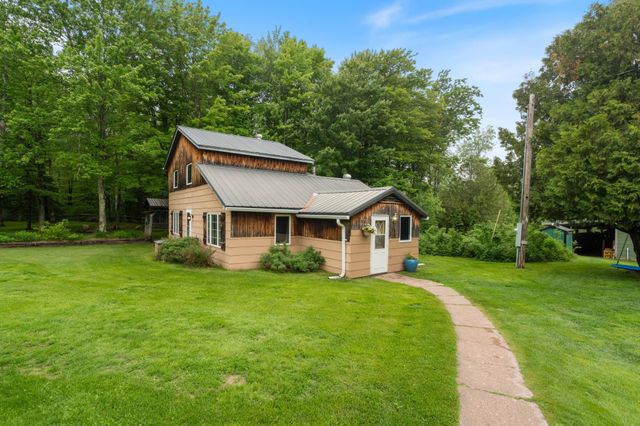 7211 S State Road 35, Foxboro, WI 54836