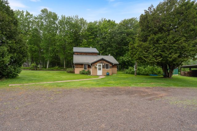 7211 S State Road 35, Foxboro, WI 54836