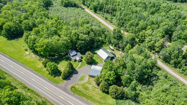 7211 S State Road 35, Foxboro, WI 54836