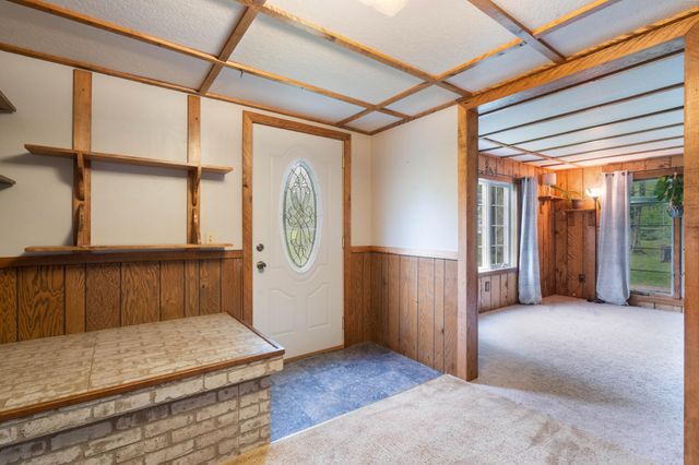 7211 S State Road 35, Foxboro, WI 54836