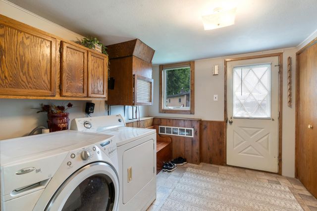 7211 S State Road 35, Foxboro, WI 54836
