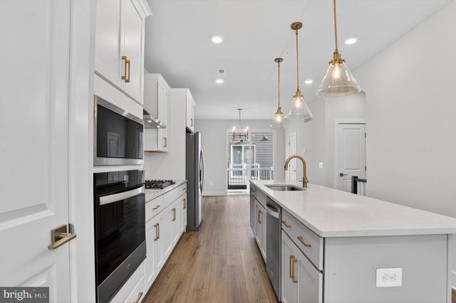 2727 LIGHT ST, Baltimore, MD 21230