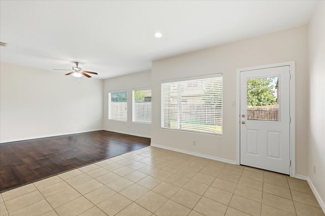 720 Rio Bravo Drive, Fort Worth, TX 76052