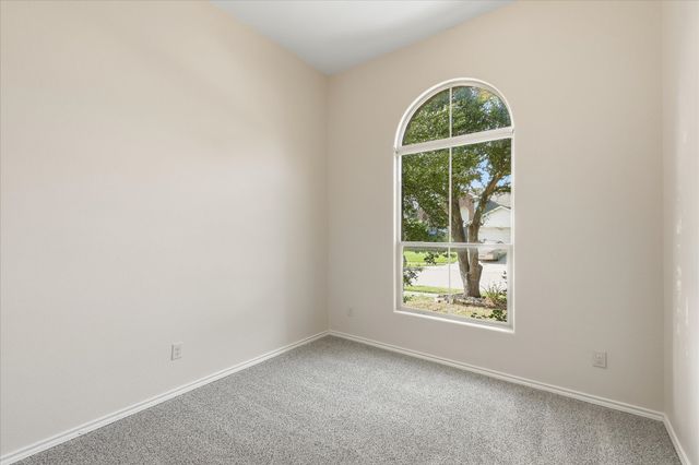 720 Rio Bravo Drive, Fort Worth, TX 76052