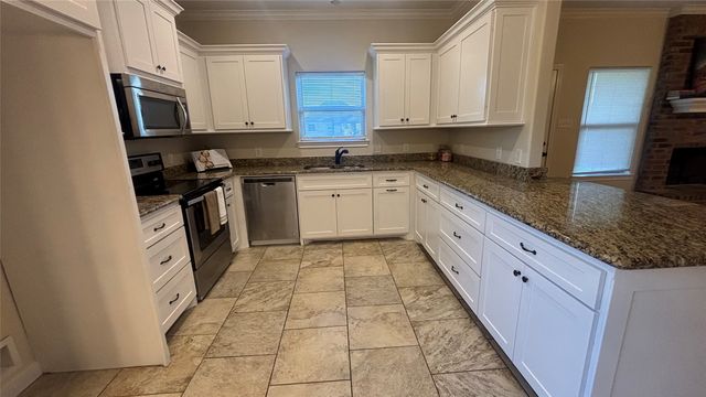 6 Starview Drive, Star Harbor, TX 75148