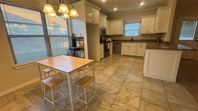 6 Starview Drive, Star Harbor, TX 75148